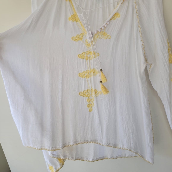 Melissa Odabash Ivory Yellow Embroidered Blouse Top size Medium - Picture 2 of 8